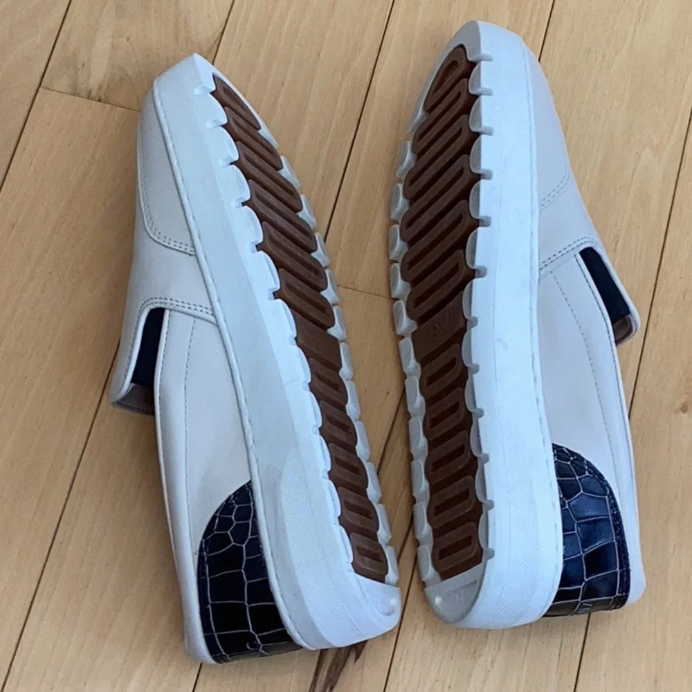 Vionic Dinora cream and black Croc or snakeskin Platform Slip On Sneaker